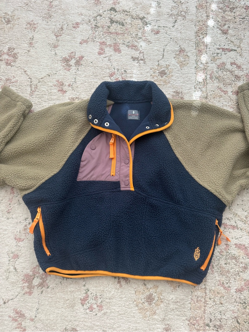Free people movement hit the slopes colorblock fleece pullover - Picture 2 of 4